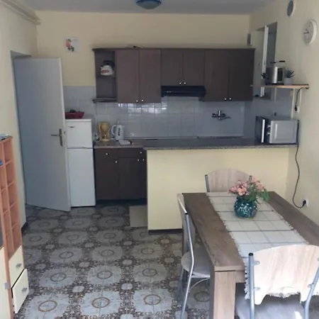 Furlan Apartman