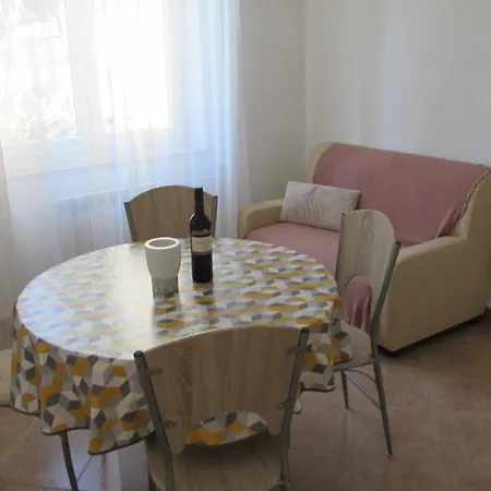 Furlan Apartment