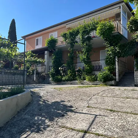 Apartman Furlan *